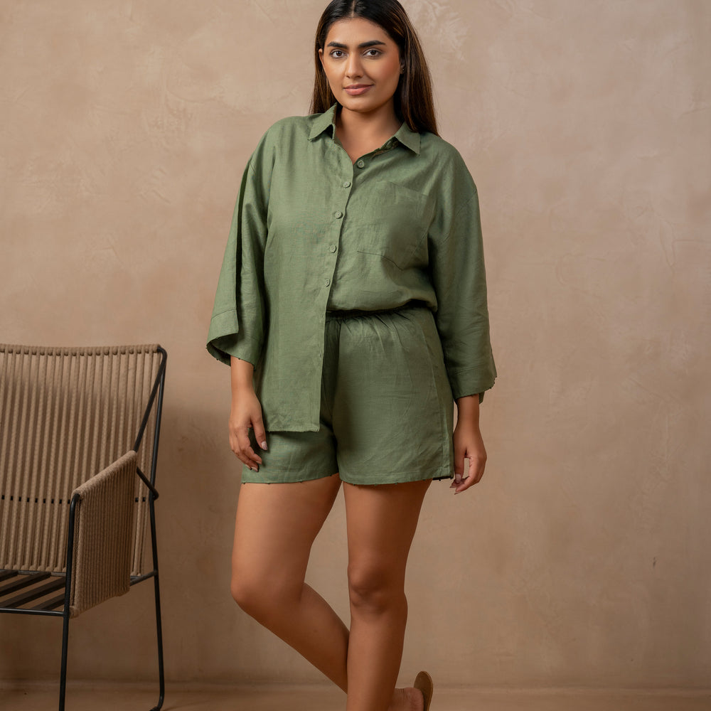 
                      
                        Mahi | Shorts in Olive - The Tulua Shop
                      
                    